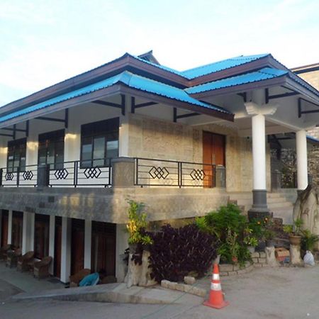 Hotel Sinar Tambolaka Waingapu Luaran gambar