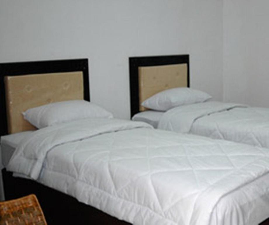 Hotel Sinar Tambolaka Waingapu Bilik gambar